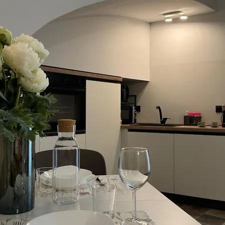 Al 3-5-7 Retreat Apartamento *